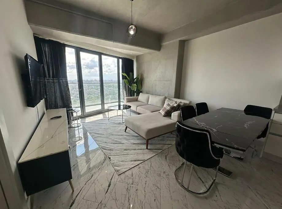 Live Lavishly Balcony 30 Plus Floor Estambul