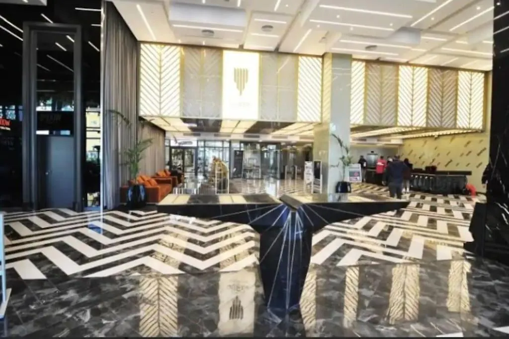 Live Lavishly Balcony 30 Plus Floor Provincia di Provincia di Istanbul 0*,  Turchia