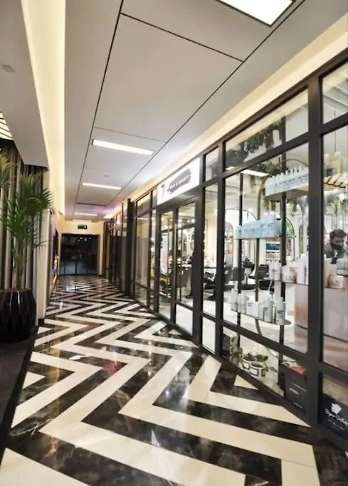 Live Lavishly Balcony 30 Plus Floor Provincia di Provincia di Istanbul Turchia