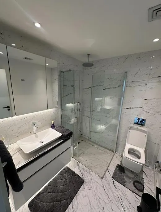 Live Lavishly Balcony 30 Plus Floor Provincia di Provincia di Istanbul Appartamento