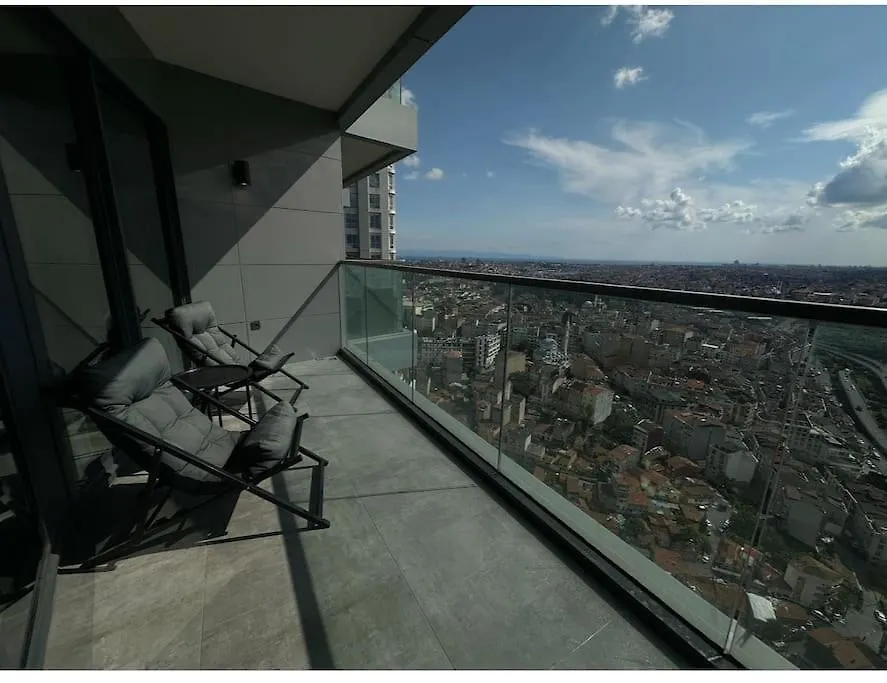 Appartamento Live Lavishly Balcony 30 Plus Floor Provincia di Provincia di Istanbul Turchia