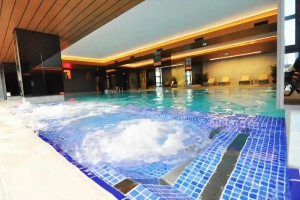 Live Lavishly Balcony 30 Plus Floor Provincia di Provincia di Istanbul Appartamento